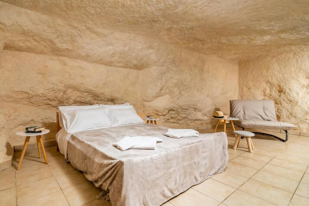Nostos Cave Seaview Apartment Матала Екстер'єр фото